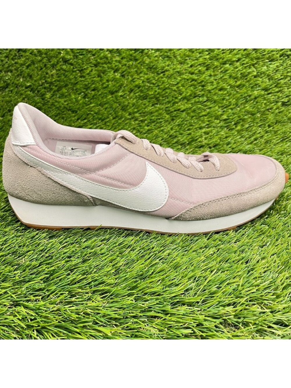 Nike Daybreak Womens Size 10.5 Pink Gray White Athletic Running Shoes Sneakers